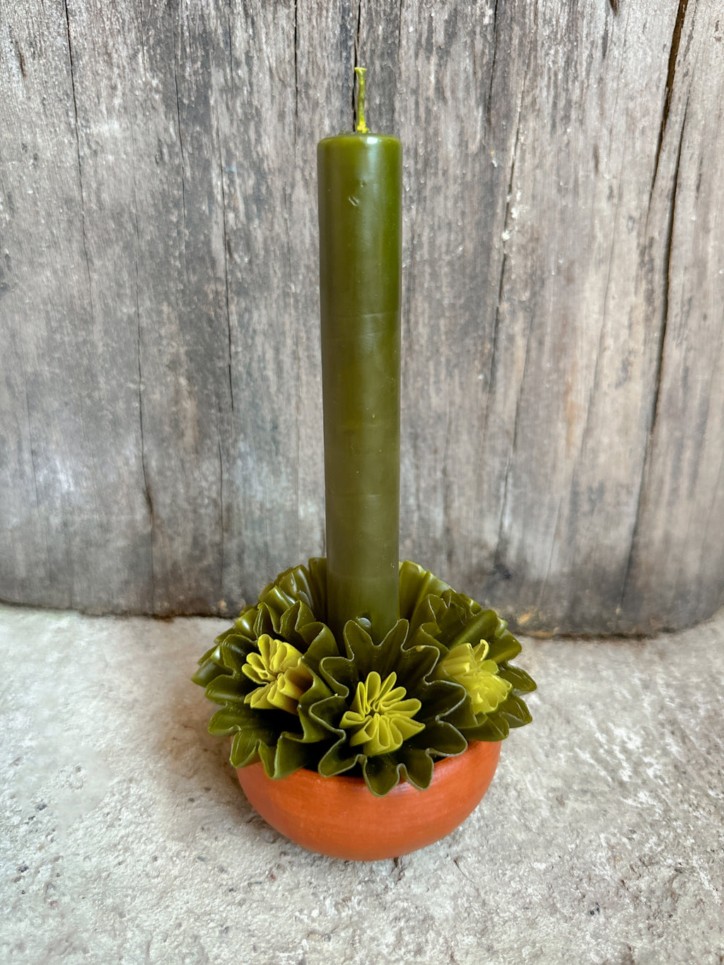 Vela de cera de abeja mediana