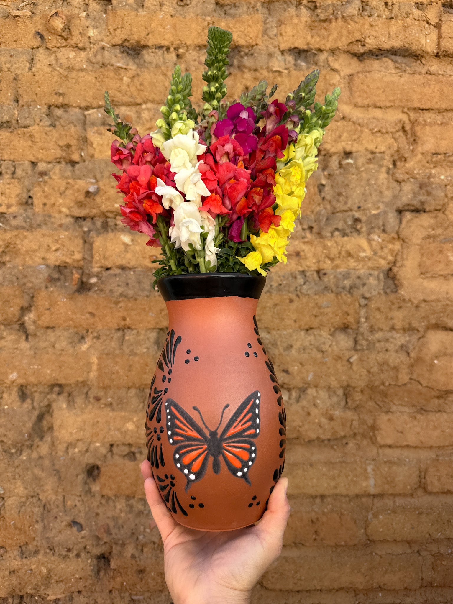 Florero Mariposa Monarca Café -  PREVENTA (6 a 12 SEMANAS)