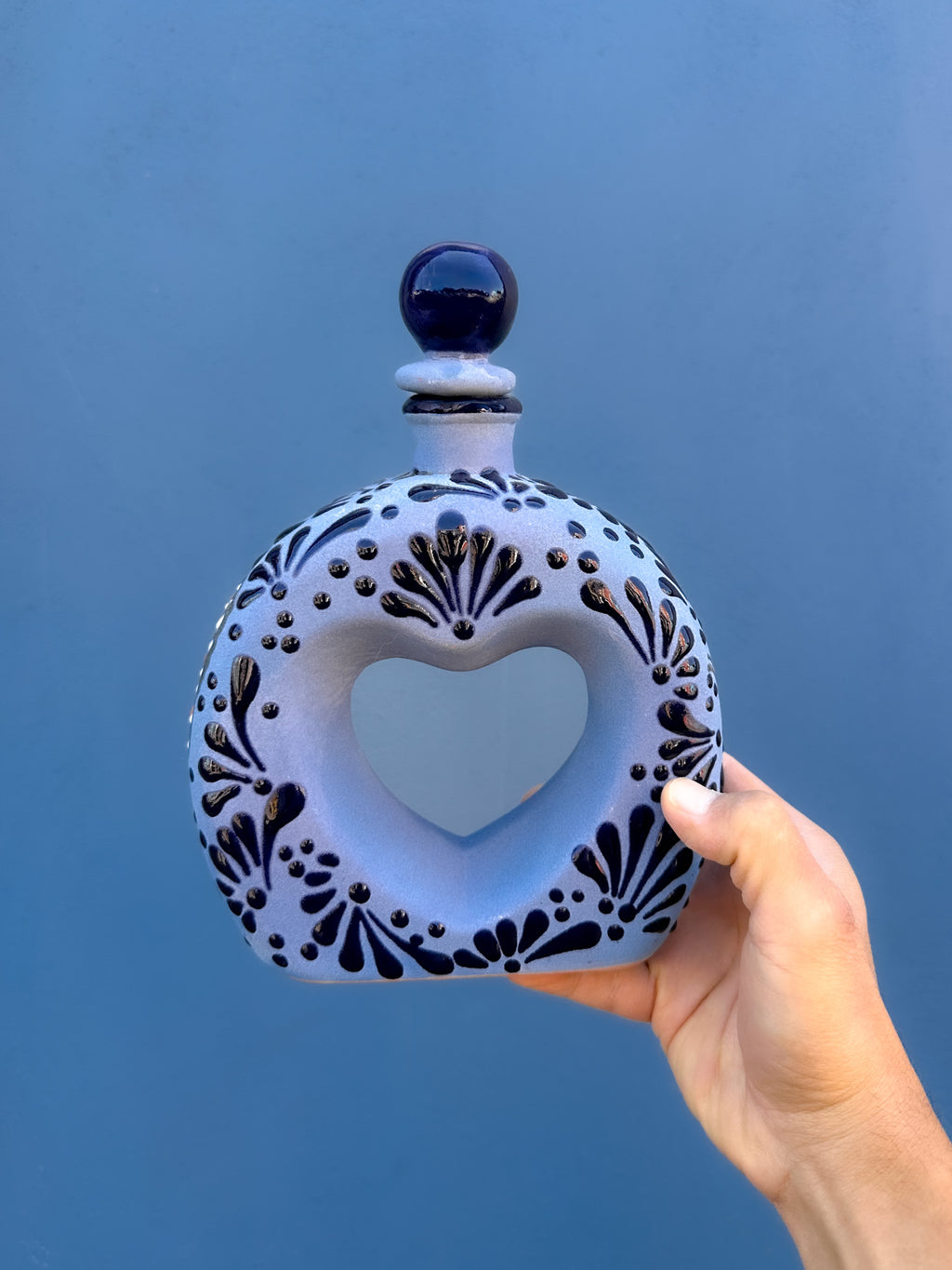 Licorera Corazón Mariposa Monarca Azul -  PREVENTA (6 a 12 SEMANAS)