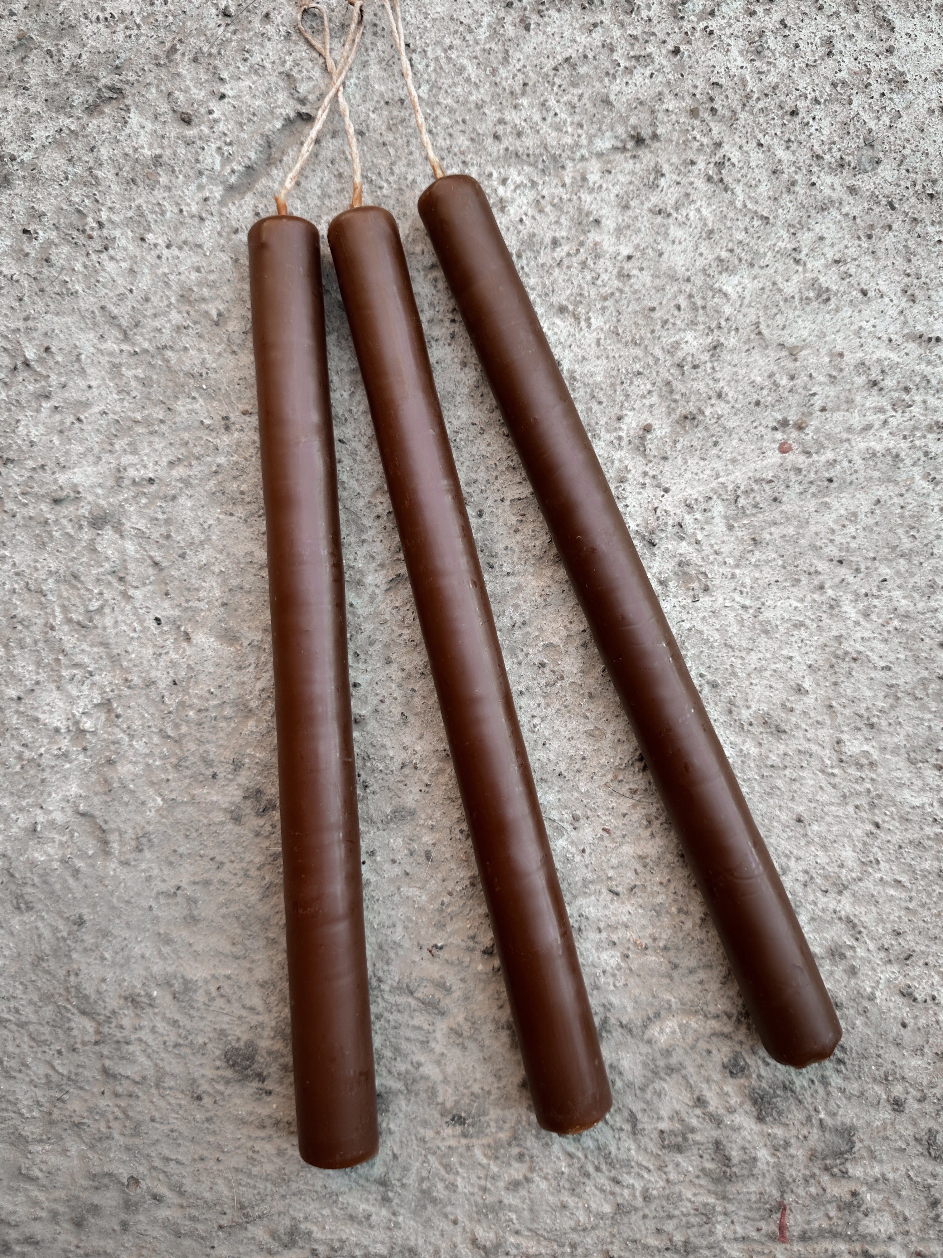 Juego de 3 velas de cera de abeja Marrón