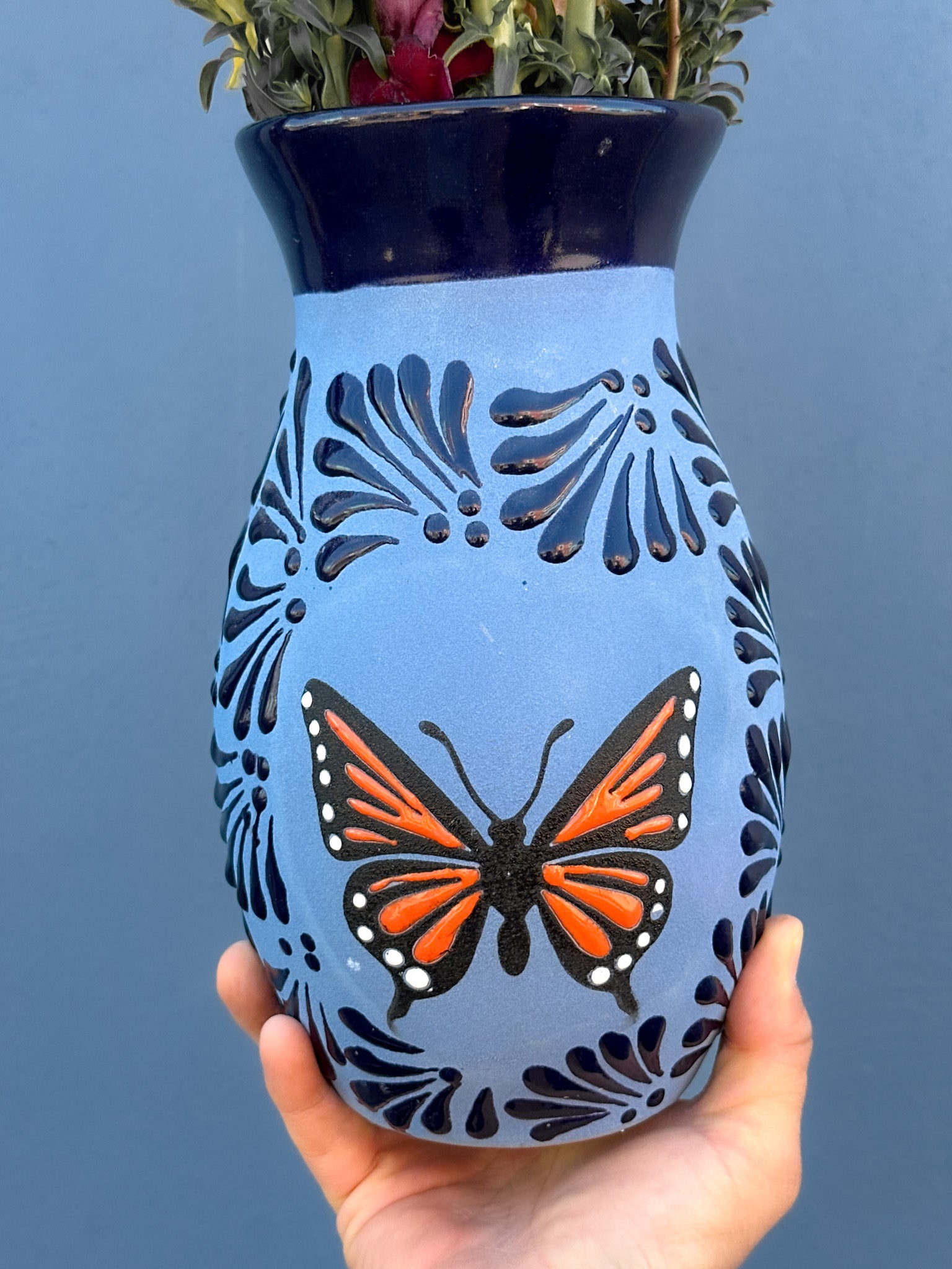 Florero Mariposa Monarca Azul -  PREVENTA (6 a 12 SEMANAS)