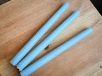 Juego de 3 velas cónicas de cera de abeja Azul Claro