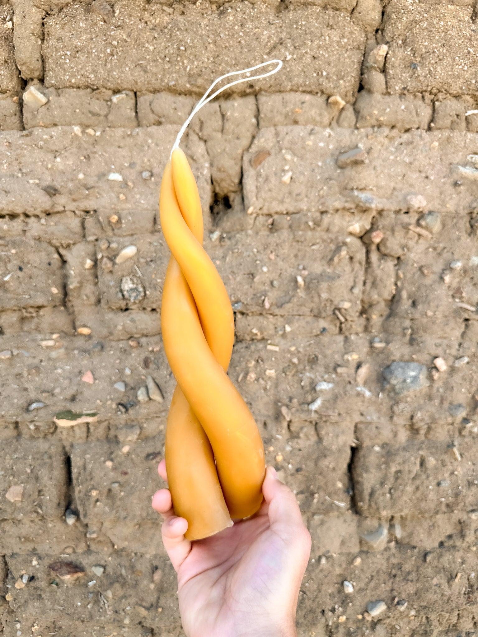 Lila Vela espiral de cera de abejas Amarilla