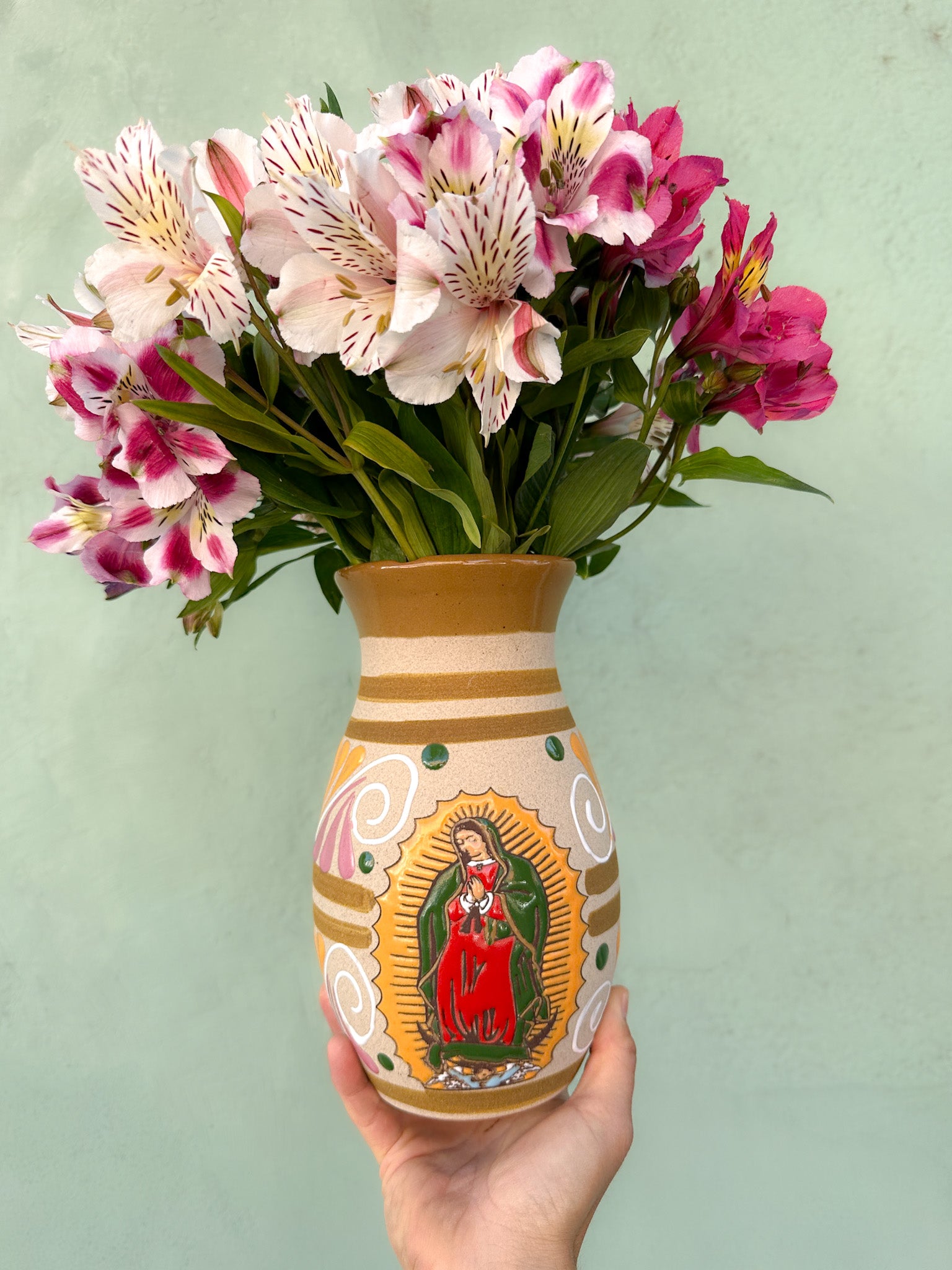 Virgen De Guadalupe Florero - PREVENTA (6 a 12 SEMANAS)