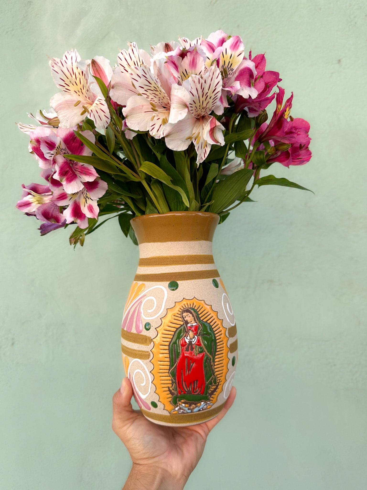 Virgen De Guadalupe Florero - PREVENTA (6 a 12 SEMANAS)