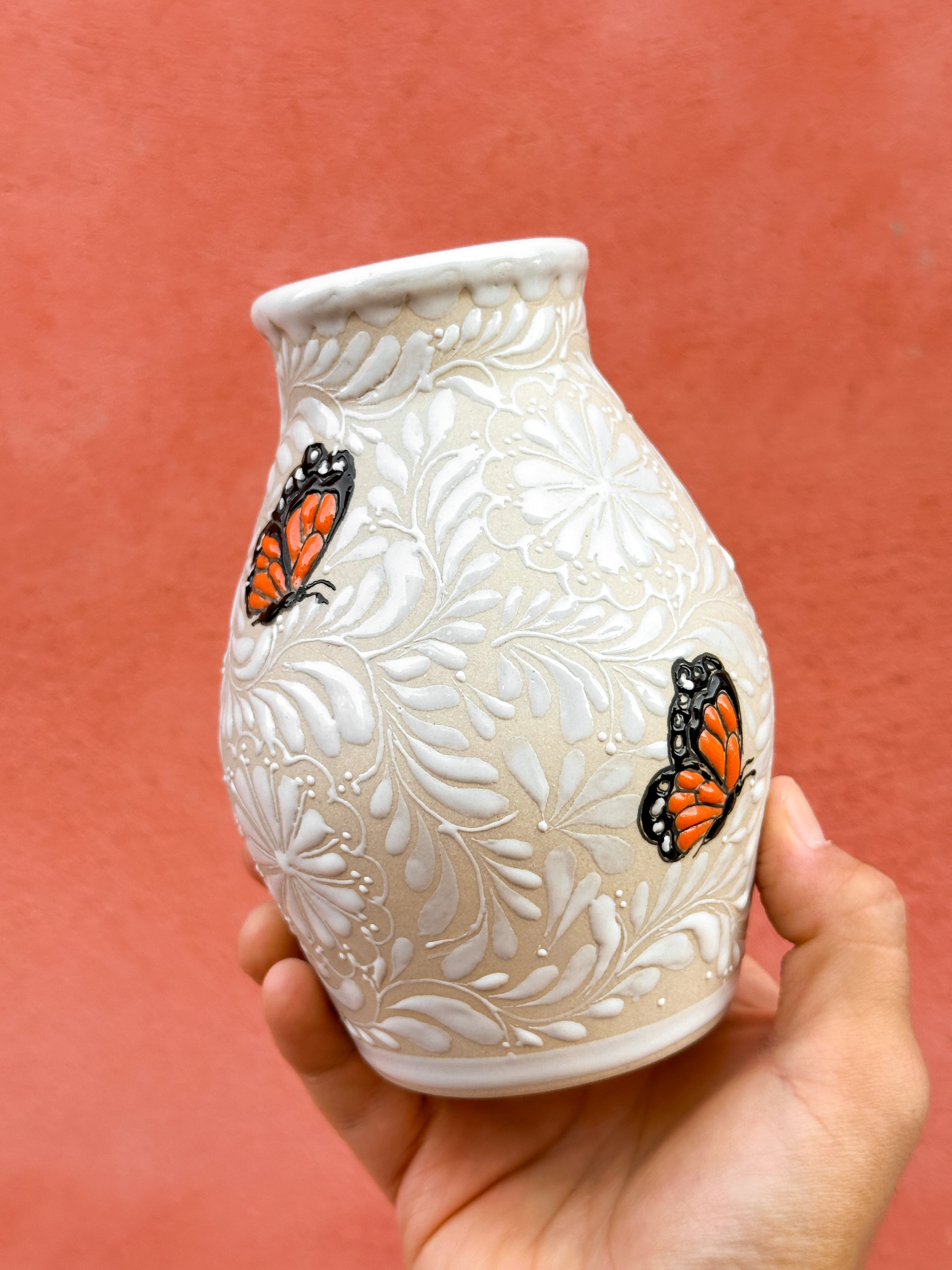 Florero Chico Mariposa Monarca - PREVENTA (6 a 12 SEMANAS)