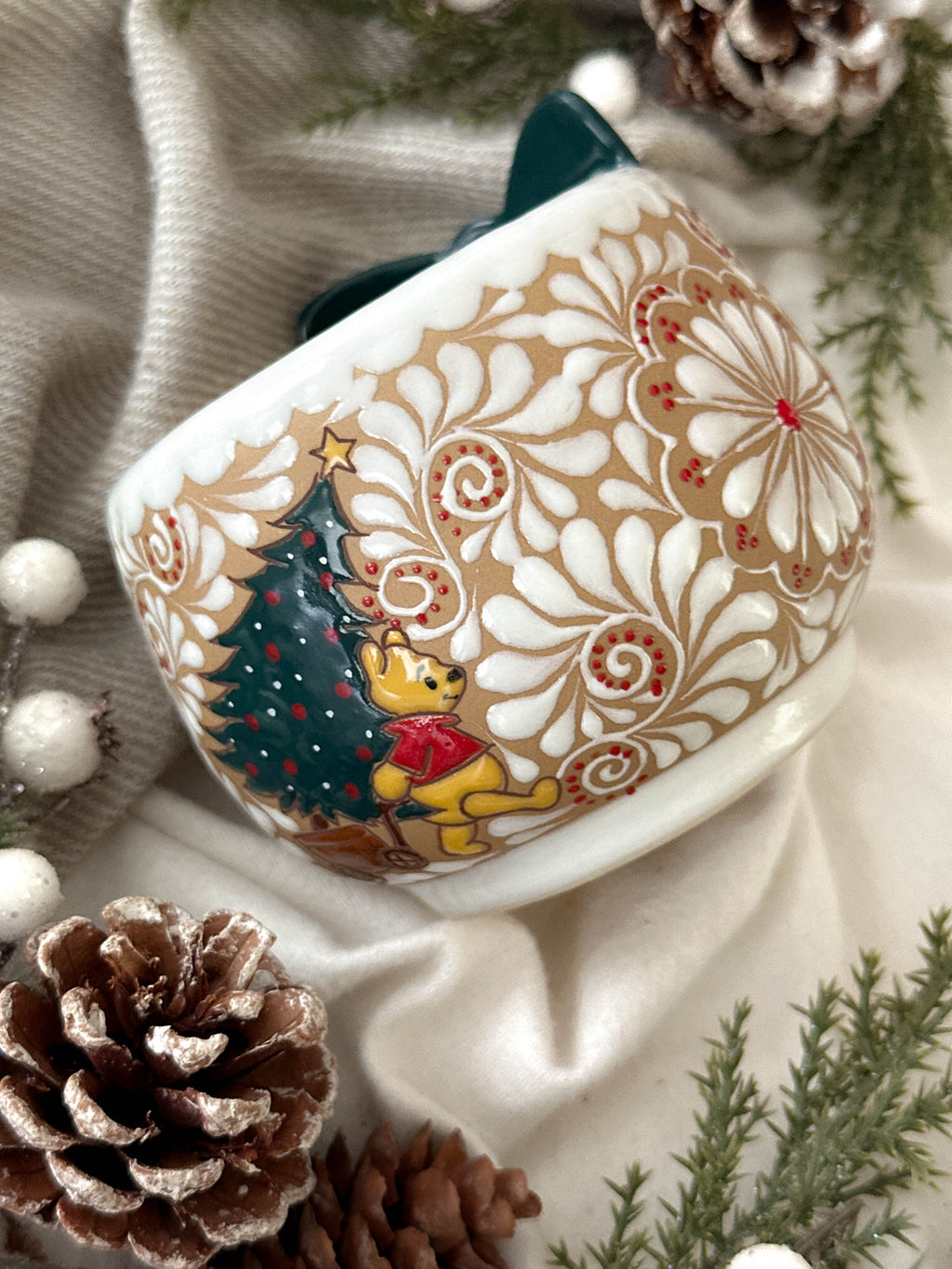 "Navidad Pooh" Set de 2 Tazas PREVENTA (ENVÍOS 5 DIC)