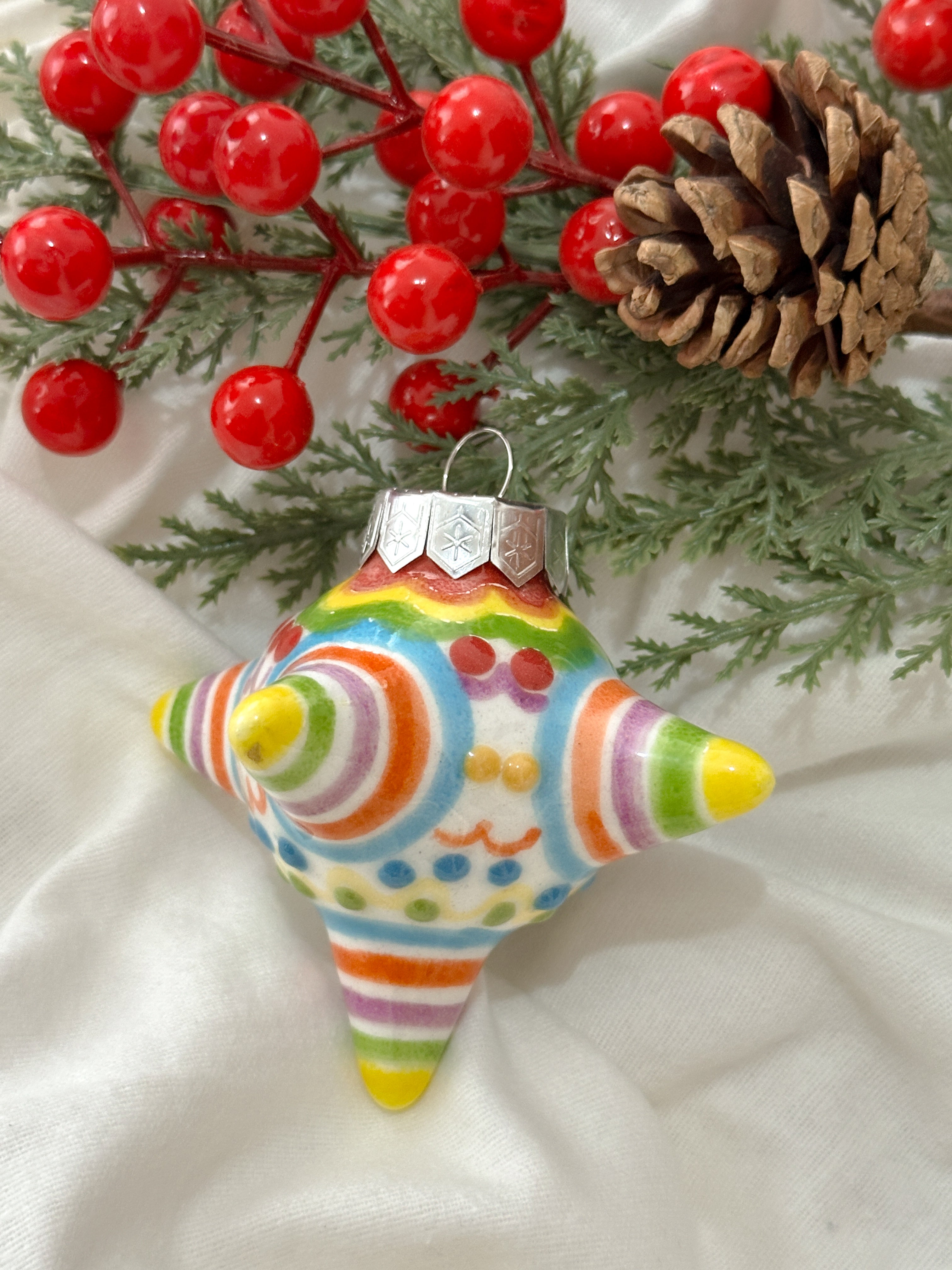 "Talavera" Esfera de Navidad Piñata