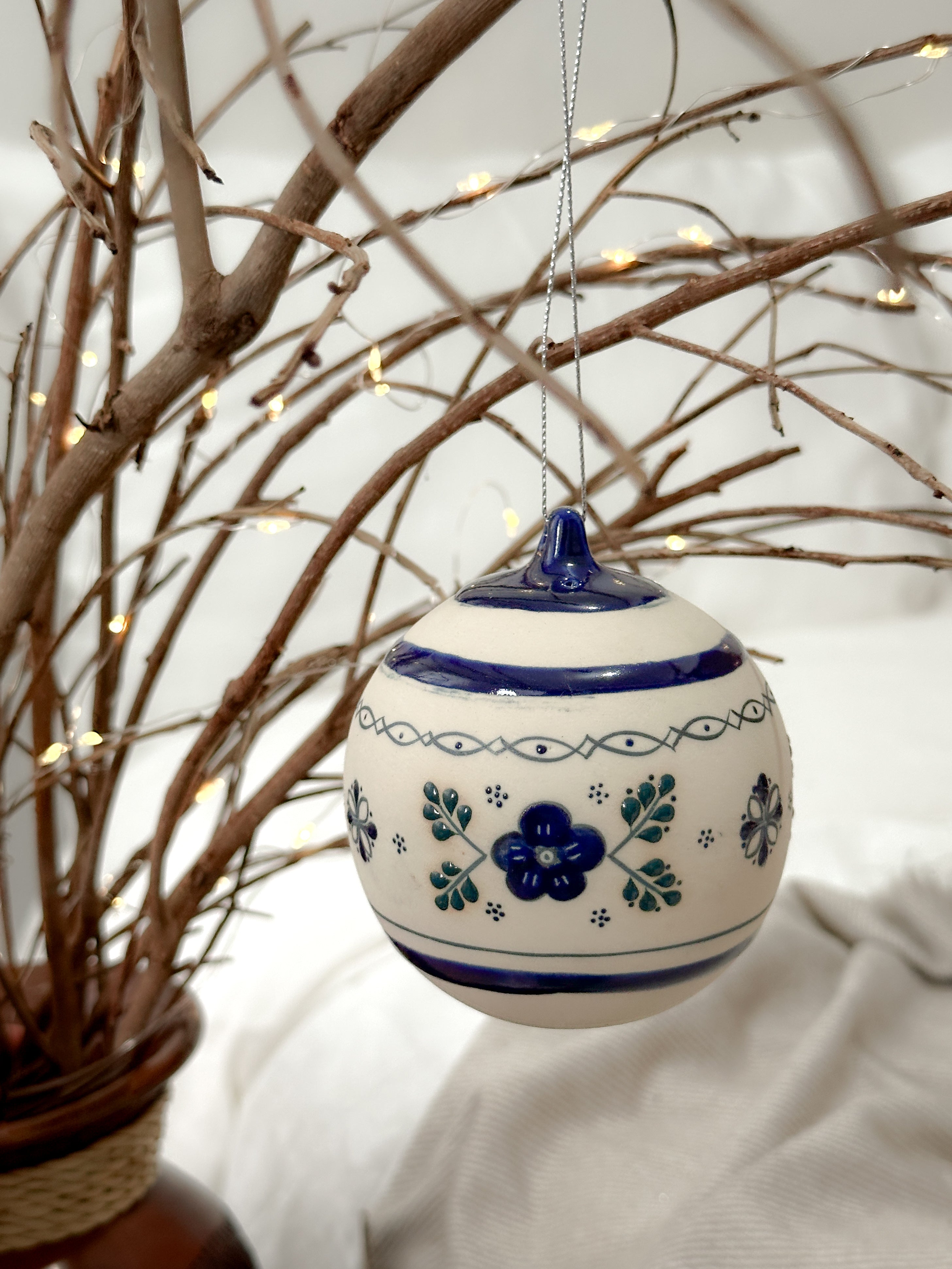 "Casa de la Abuela" Esfera de Navidad Azul PREVENTA (6 a 12 SEMANAS)