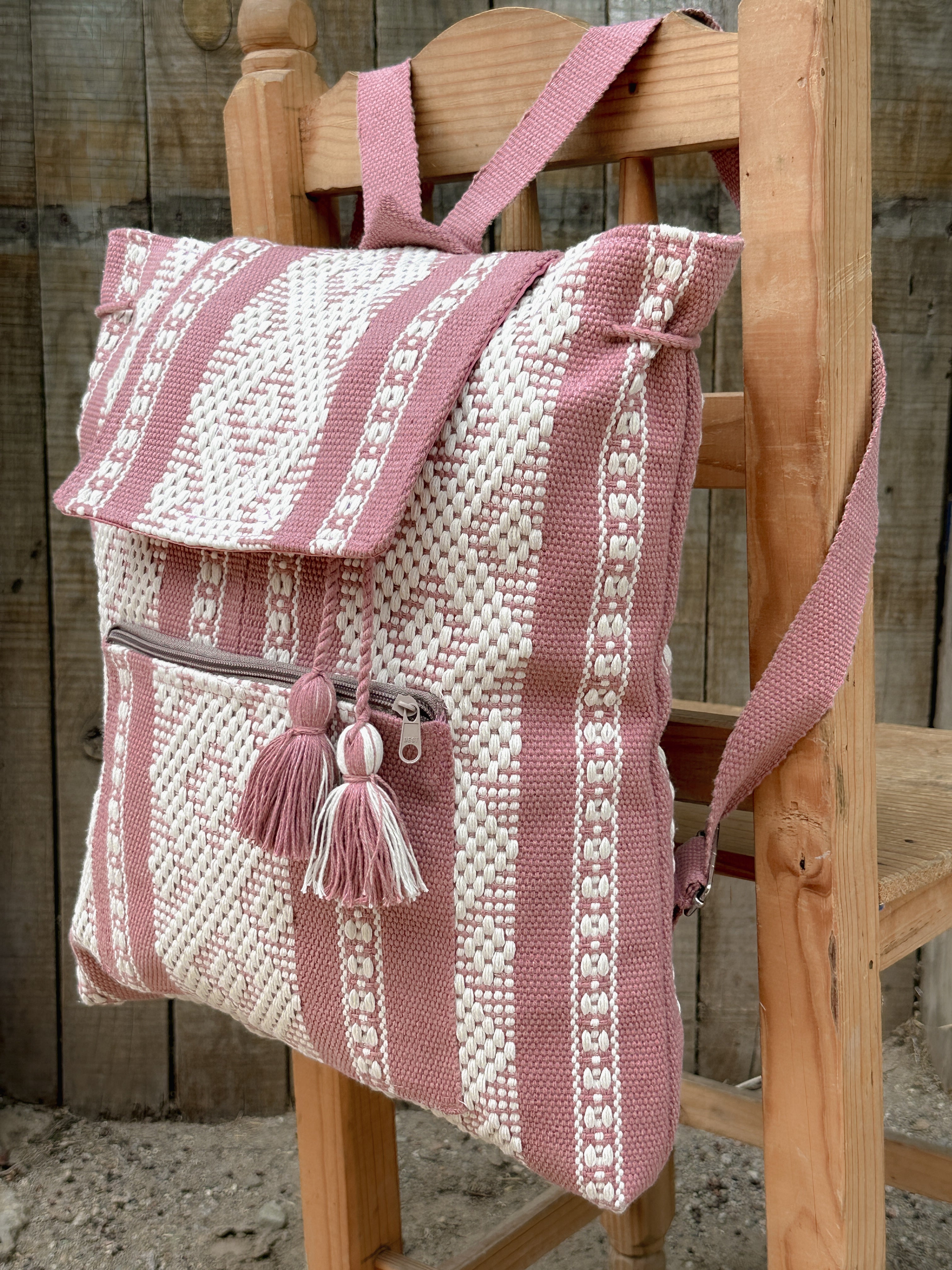 Mochila "Jalieza" Tejida a Mano