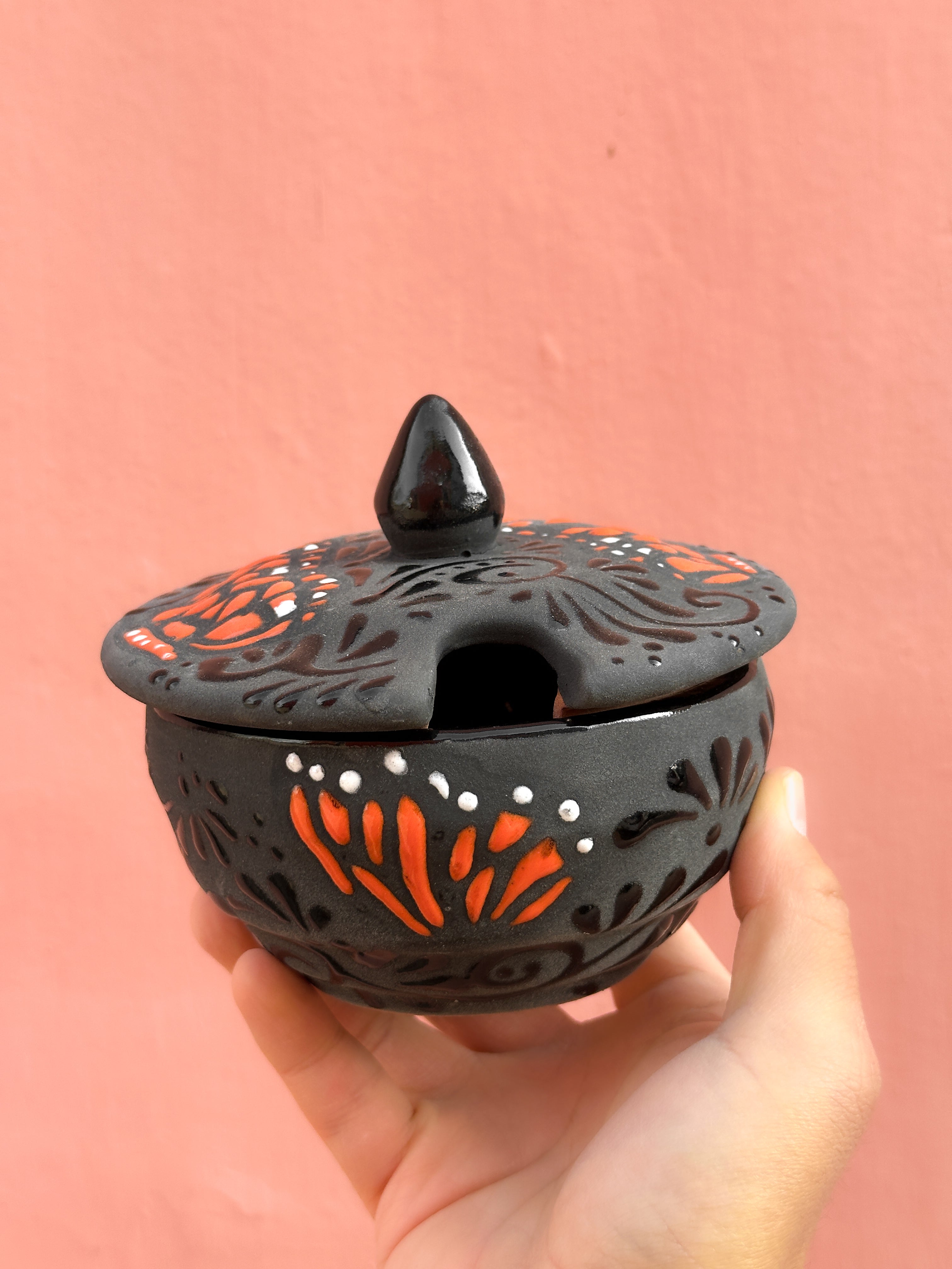 Salsera Mariposa Monarca Negro -  PREVENTA (6 a 12 SEMANAS)