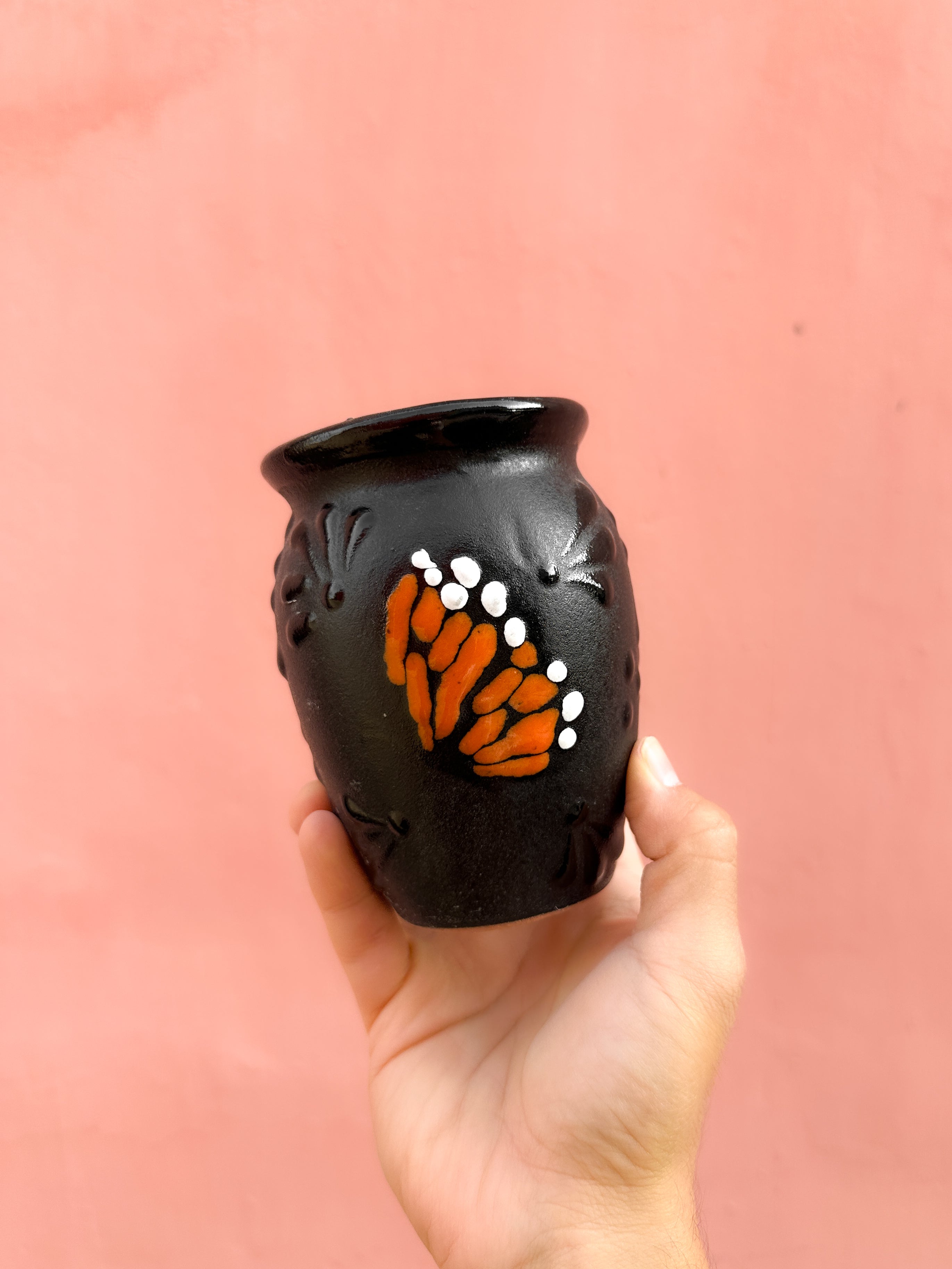 Cantarito Mariposa Monarca Negro -  PREVENTA (6 a 12 SEMANAS)