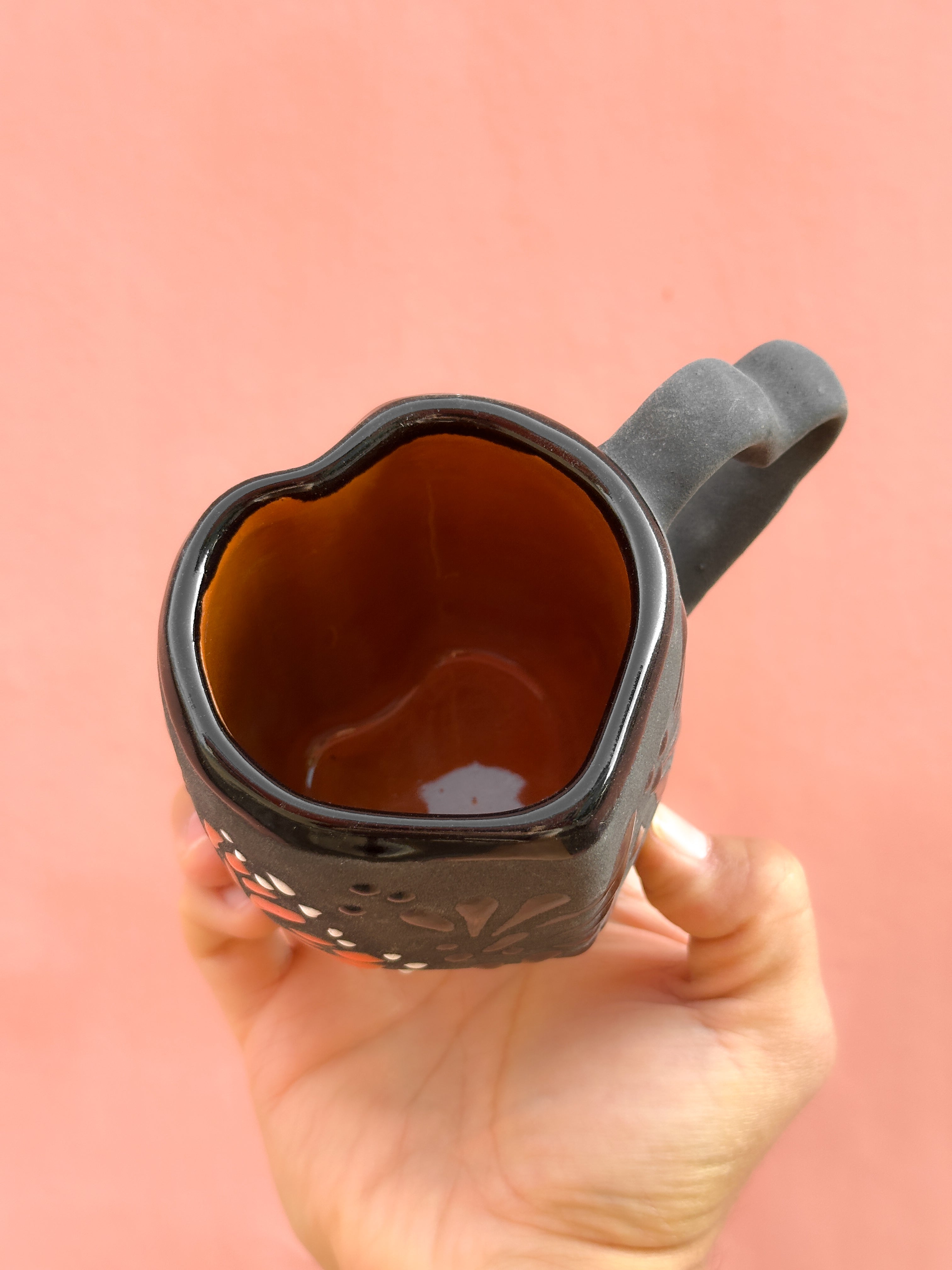 Taza Mariposa Monarca Negro -  PREVENTA (6 a 12 SEMANAS)