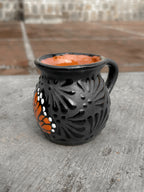 Taza Mariposa Monarca Negro -  PREVENTA (6 a 12 SEMANAS)