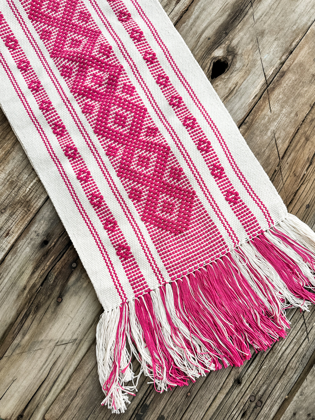 Camino de Mesa "Rosa"