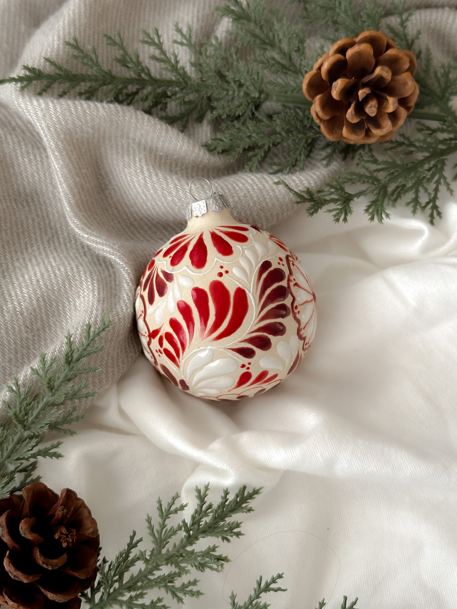 "Roja Navidad" Esfera de Navidad PREVENTA (6 a 12 SEMANAS)
