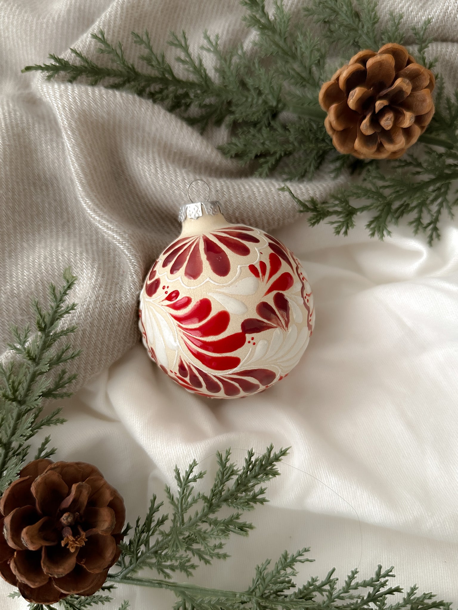 "Roja Navidad" Esfera de Navidad PREVENTA (6 a 12 SEMANAS)