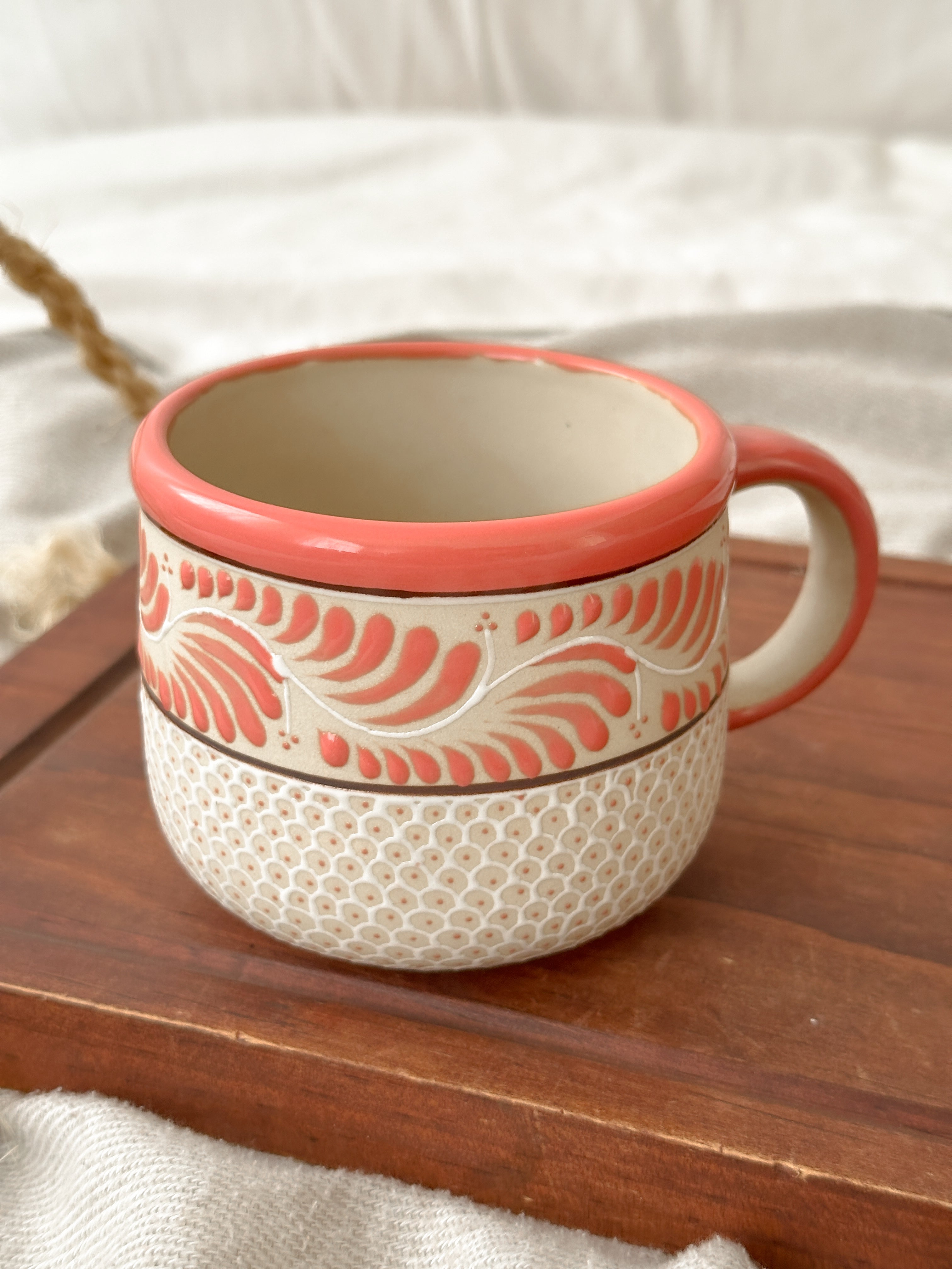 Taza Raíces Coral - PREVENTA (6 a 12 SEMANAS)