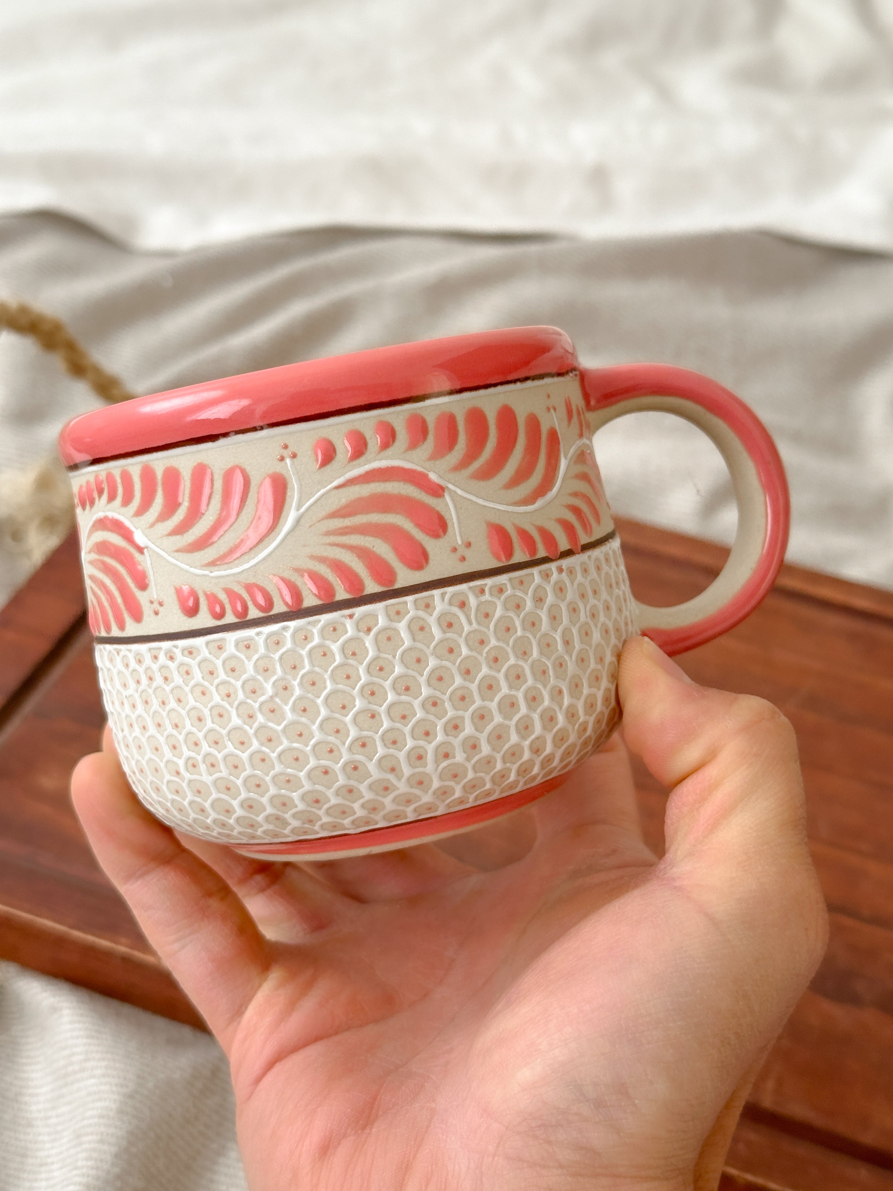 Taza Raíces Coral - PREVENTA (6 a 12 SEMANAS)