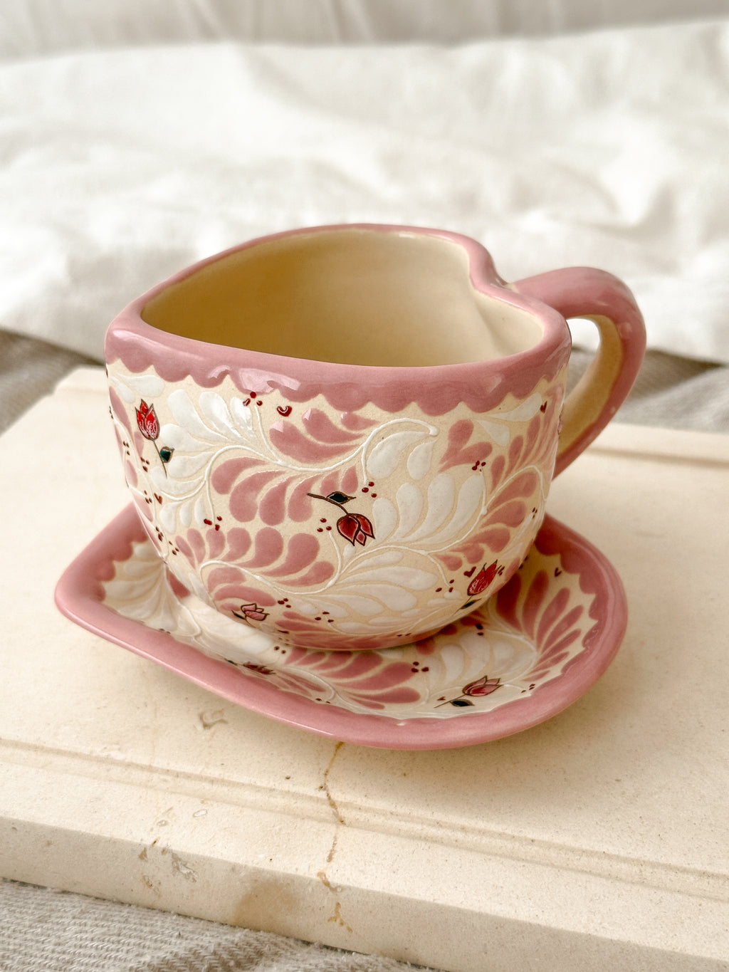 Juego de Taza con Plato Tulipanes Corazon - PREVENTA (6 a 12 SEMANAS)