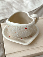 Juego de Taza con Plato Corazones - PREVENTA (6 a 12 SEMANAS)