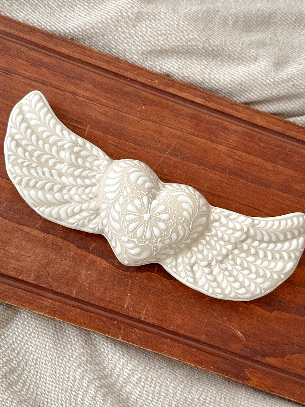 Adorno de Pared Milagrito Blanco - PREVENTA (6 a 12 SEMANAS)