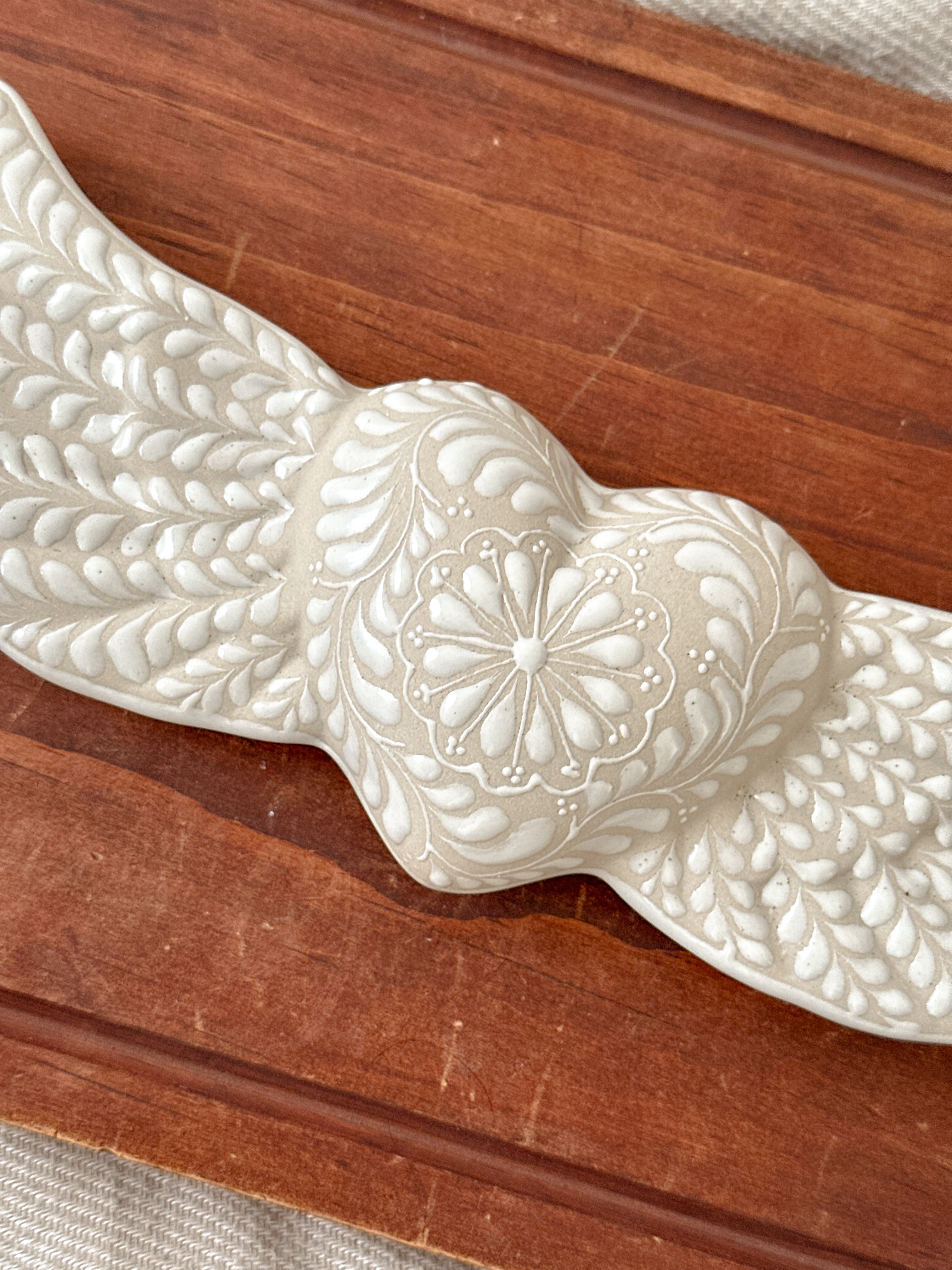 Adorno de Pared Milagrito Blanco - PREVENTA (6 a 12 SEMANAS)