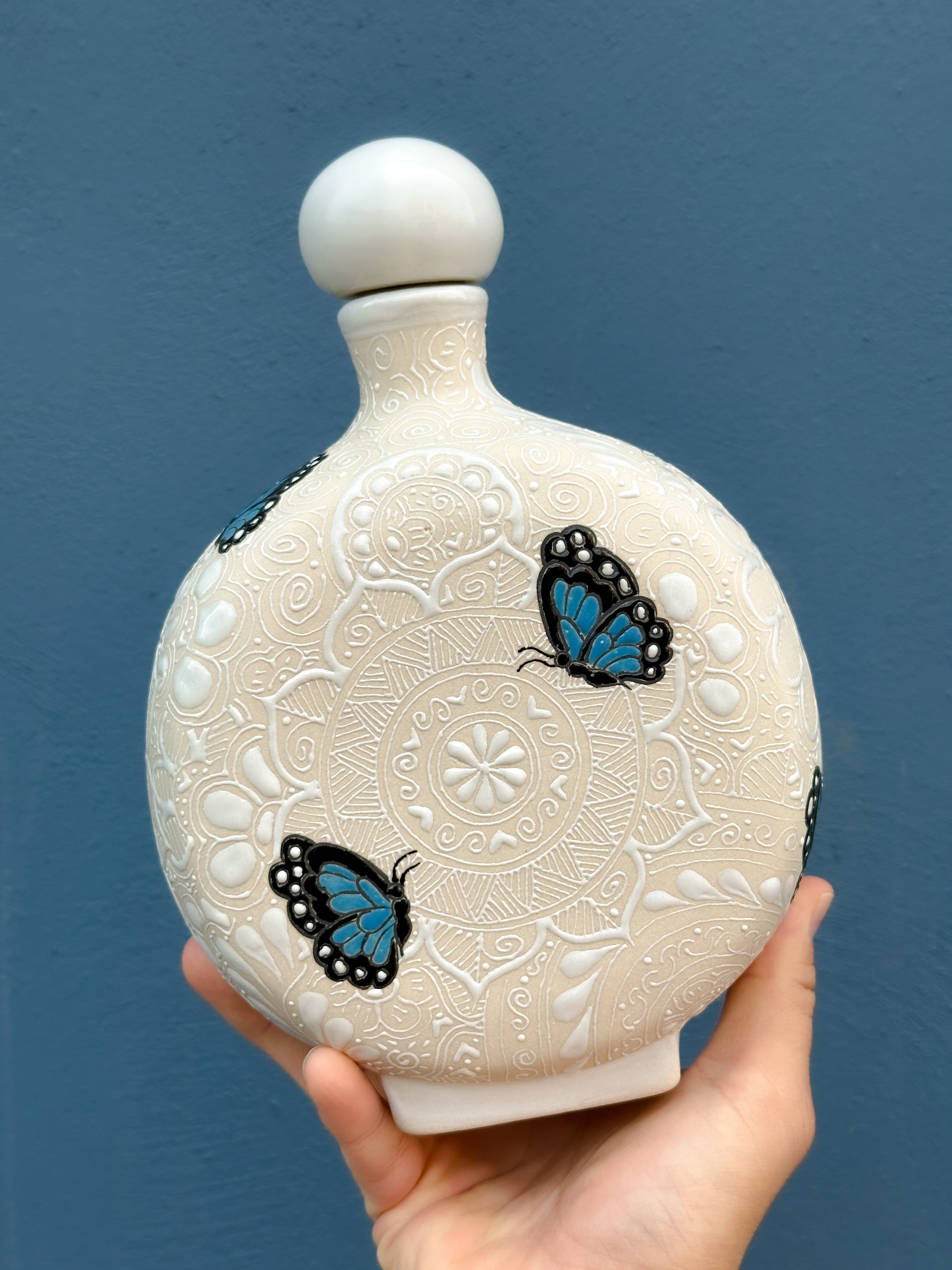 Licorera Mariposa Azul - PREVENTA (6 a 12 SEMANAS)