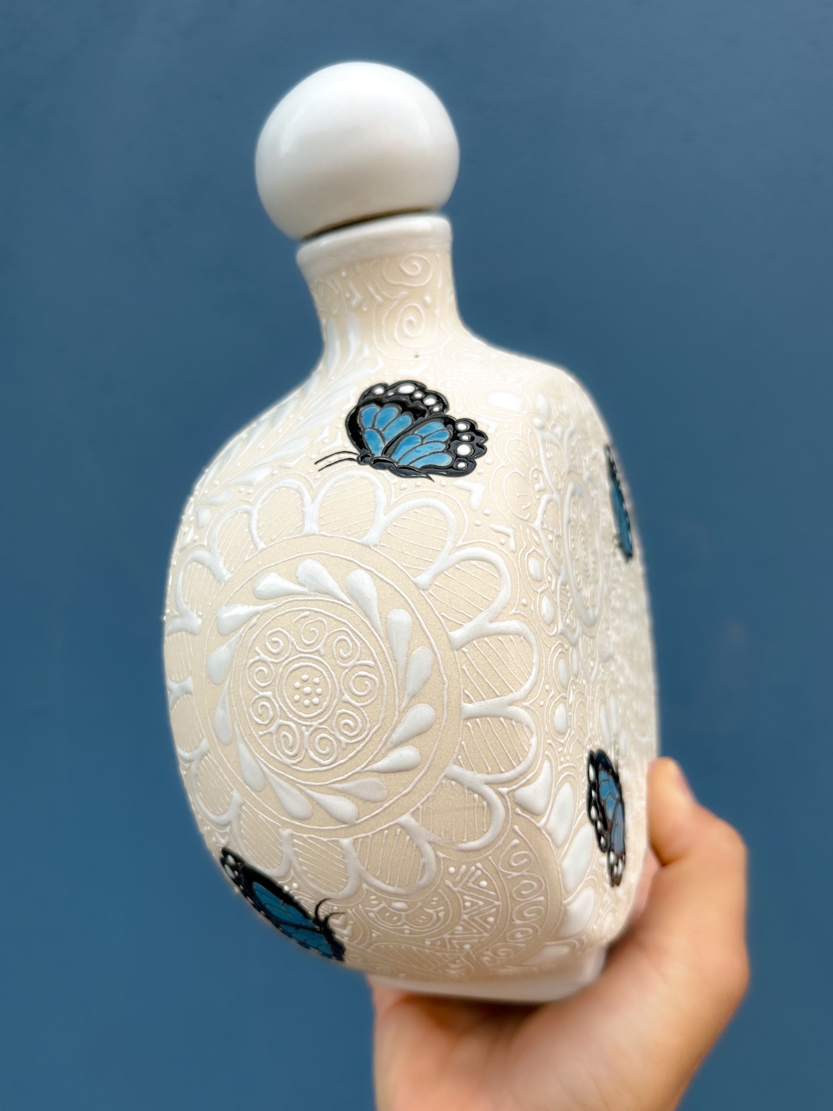 Licorera Mariposa Azul - PREVENTA (6 a 12 SEMANAS)