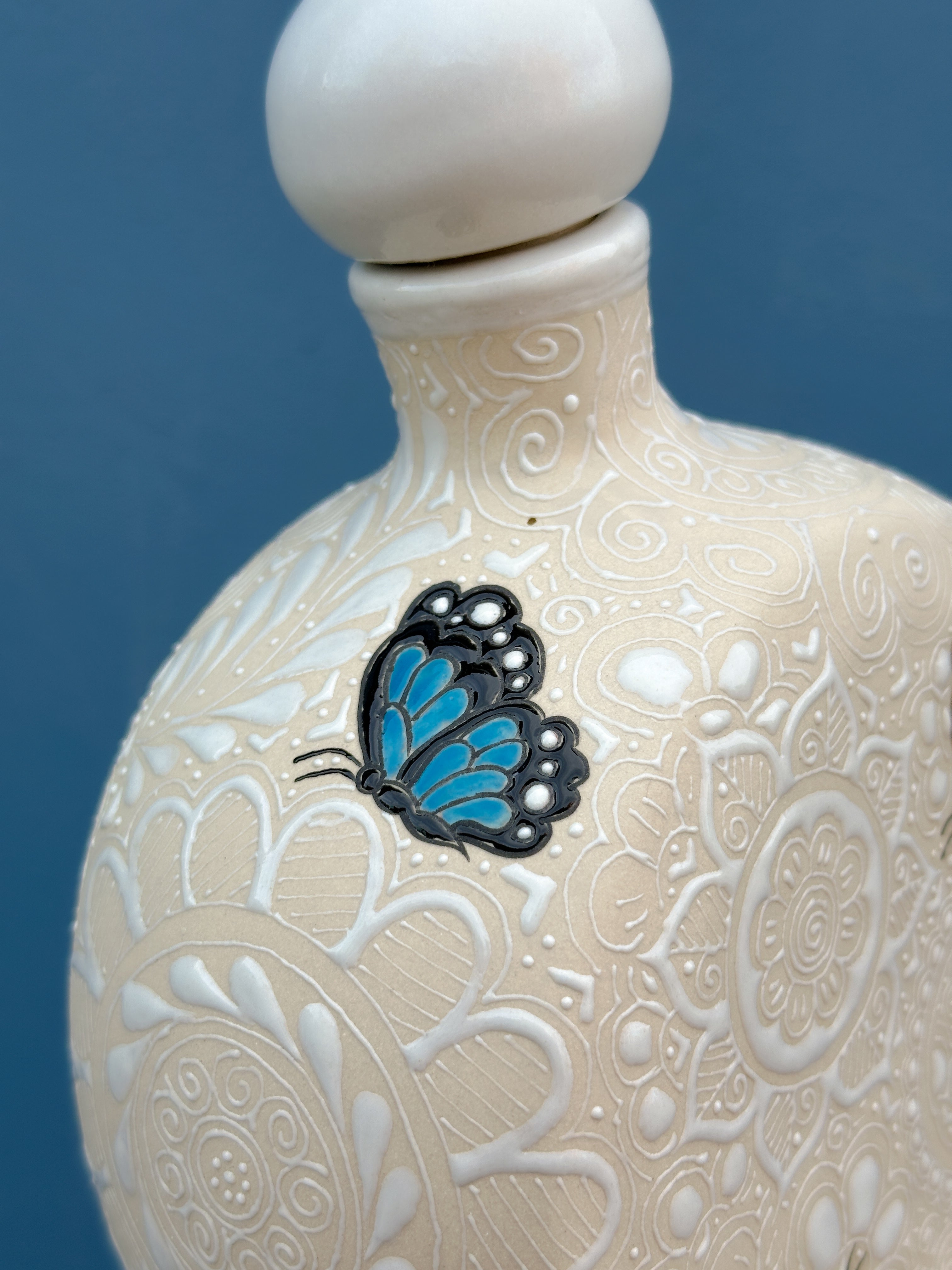 Licorera Mariposa Azul - PREVENTA (6 a 12 SEMANAS)