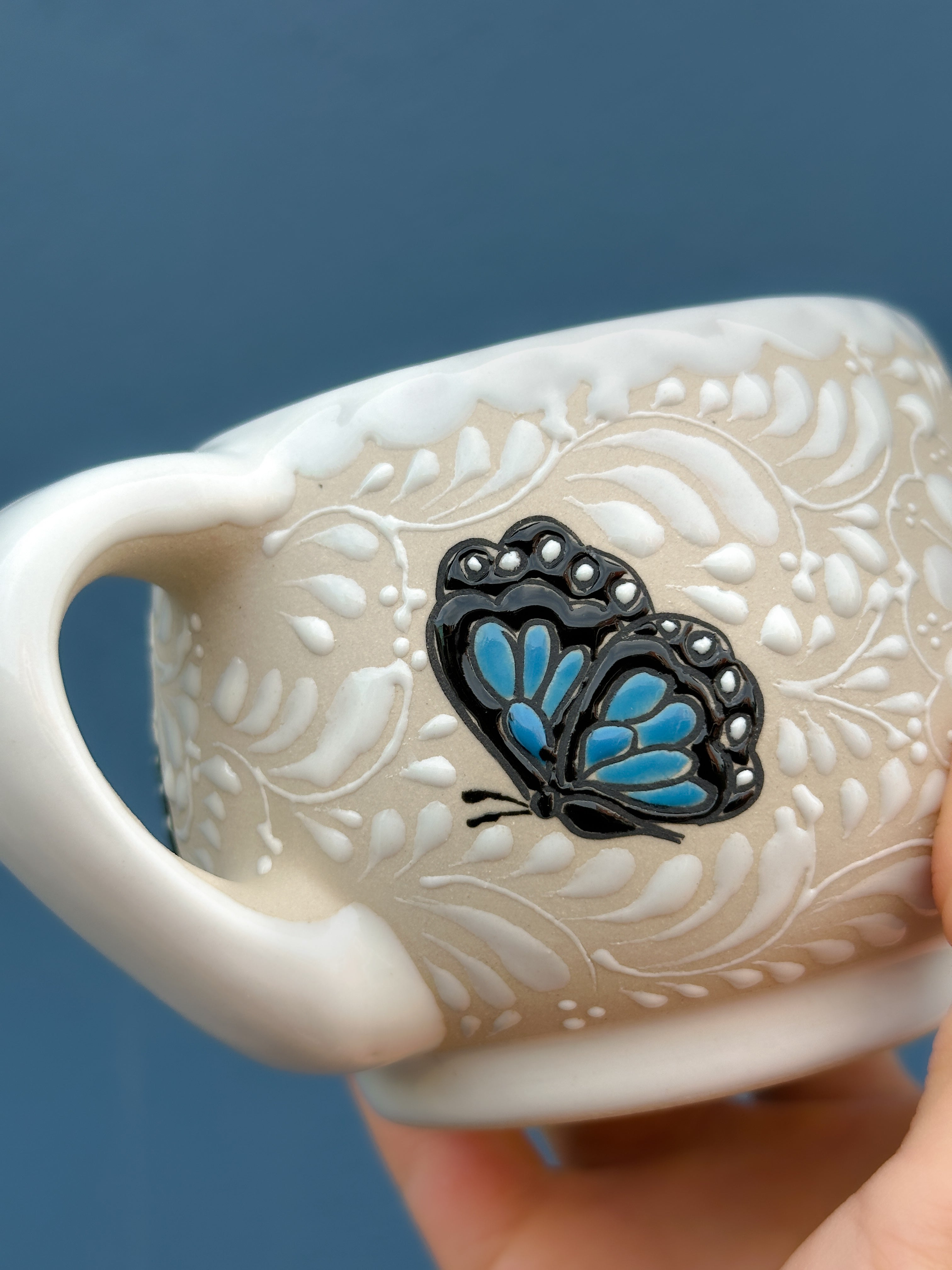 Taza Mariposa Azul - PREVENTA (6 a 12 SEMANAS)