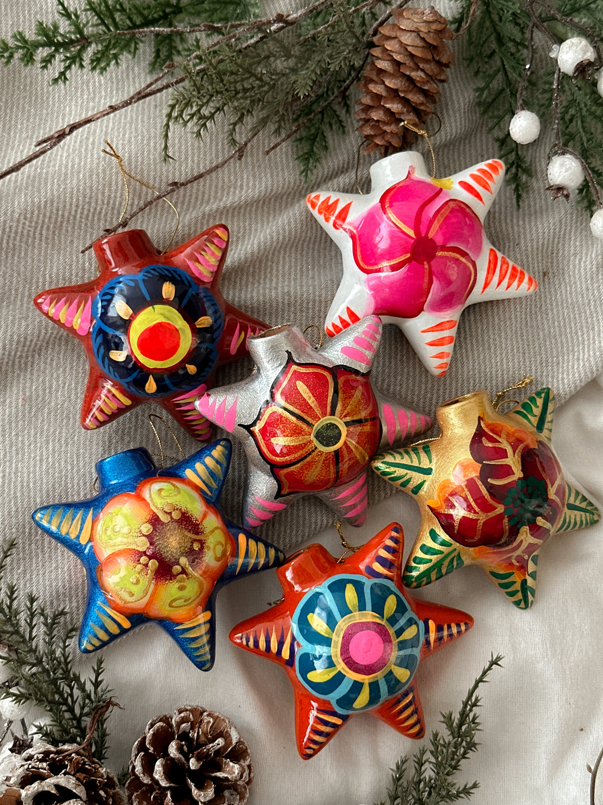 "Estrellas" Esferas de Navidad PREVENTA (ENVÍOS 5 DIC)