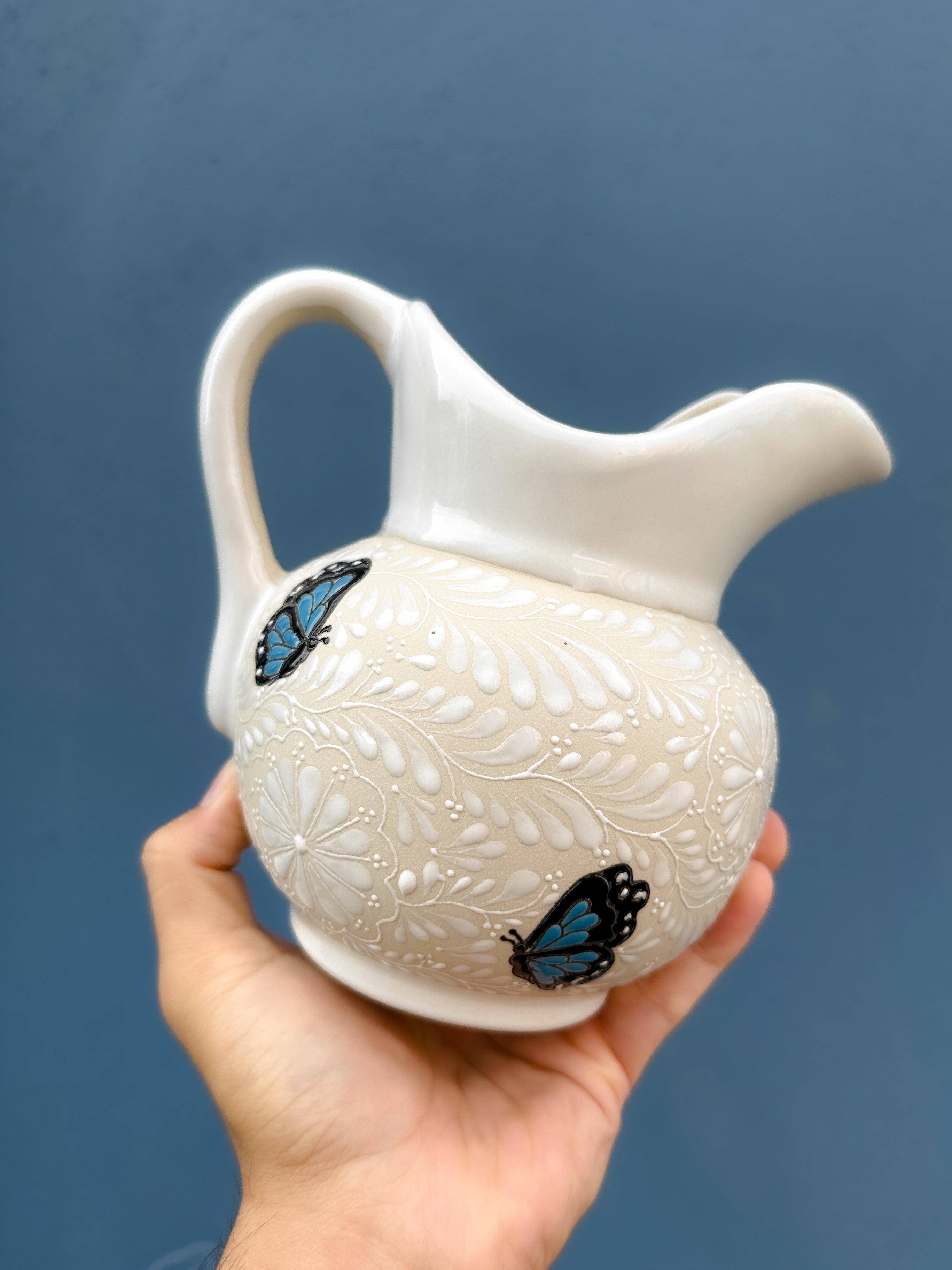 Jarra Multiusos Mariposa Azul - PREVENTA (6 a 12 SEMANAS)