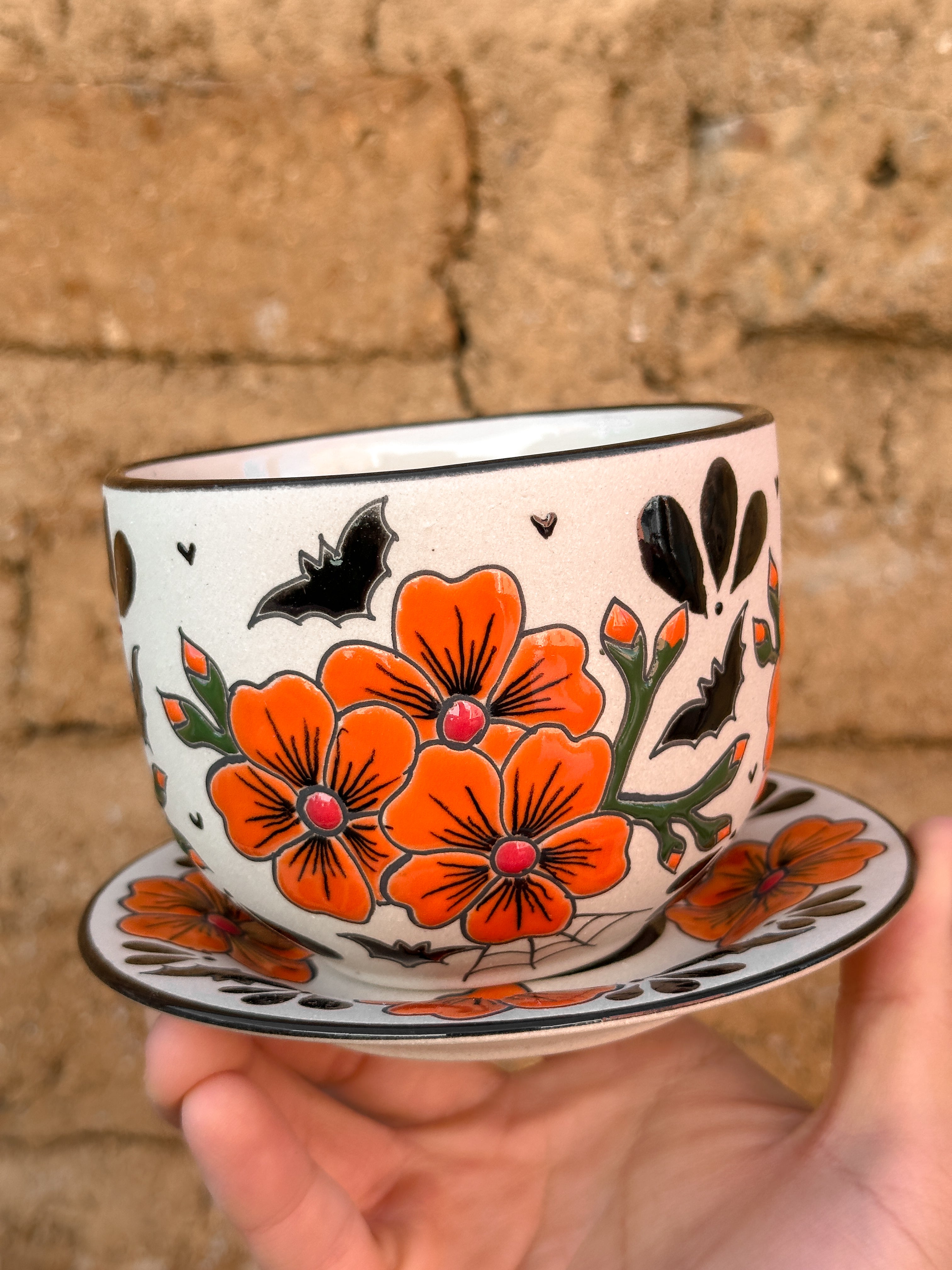 Juego de Taza con Plato Flores y Murciélagos - PREVENTA (6 a 12 SEMANAS)