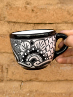 Taza de Talavera Negra - PREVENTA (6 a 12 SEMANAS)