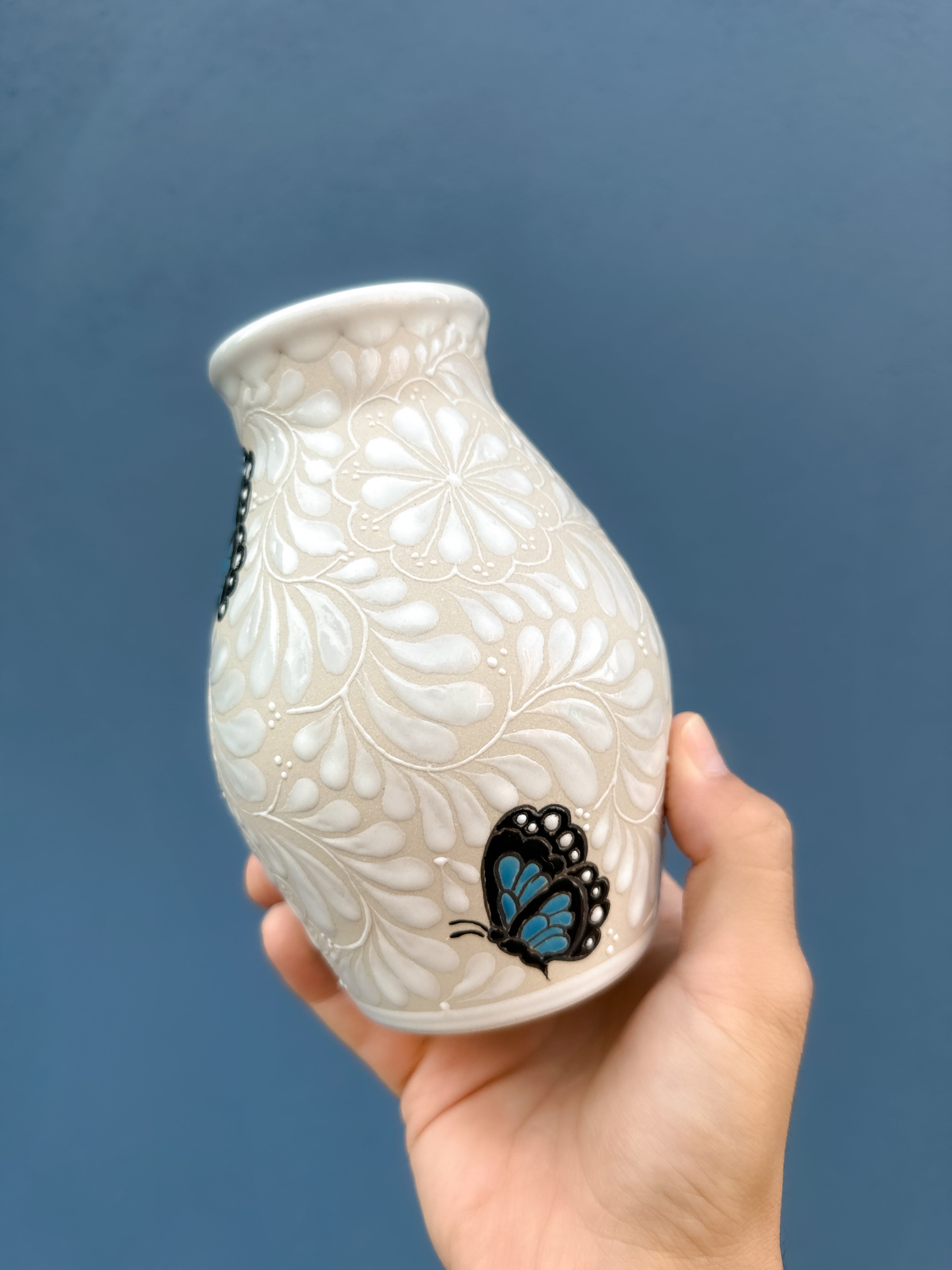 Florero Chico Mariposa Azul - PREVENTA (6 a 12 SEMANAS)