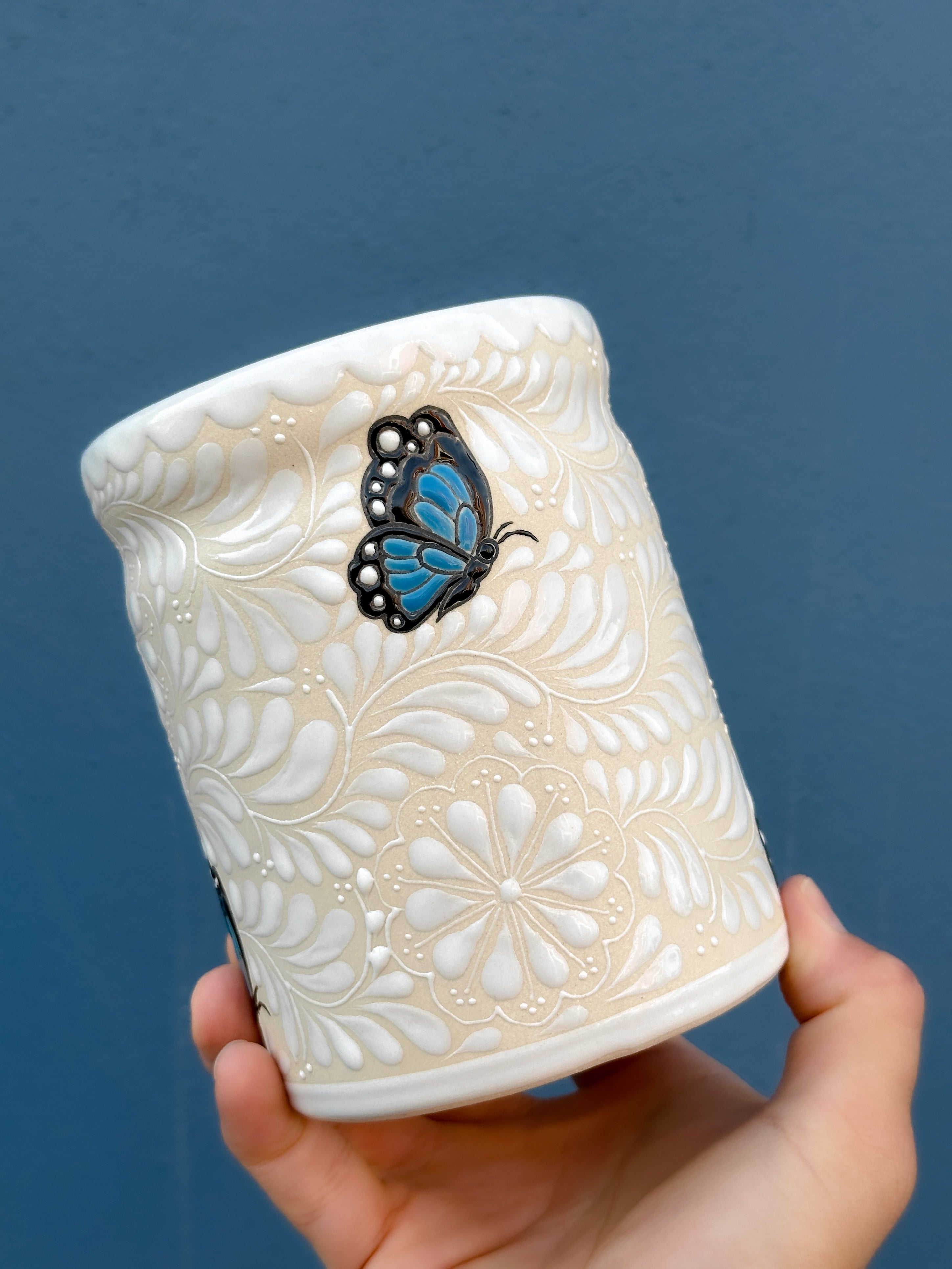 Vaso Multiusos Mariposa Azul - PREVENTA (6 a 12 SEMANAS)