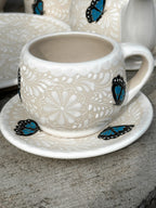 Juego de Taza con Plato Mariposa Azul - PREVENTA (6 a 12 SEMANASA)