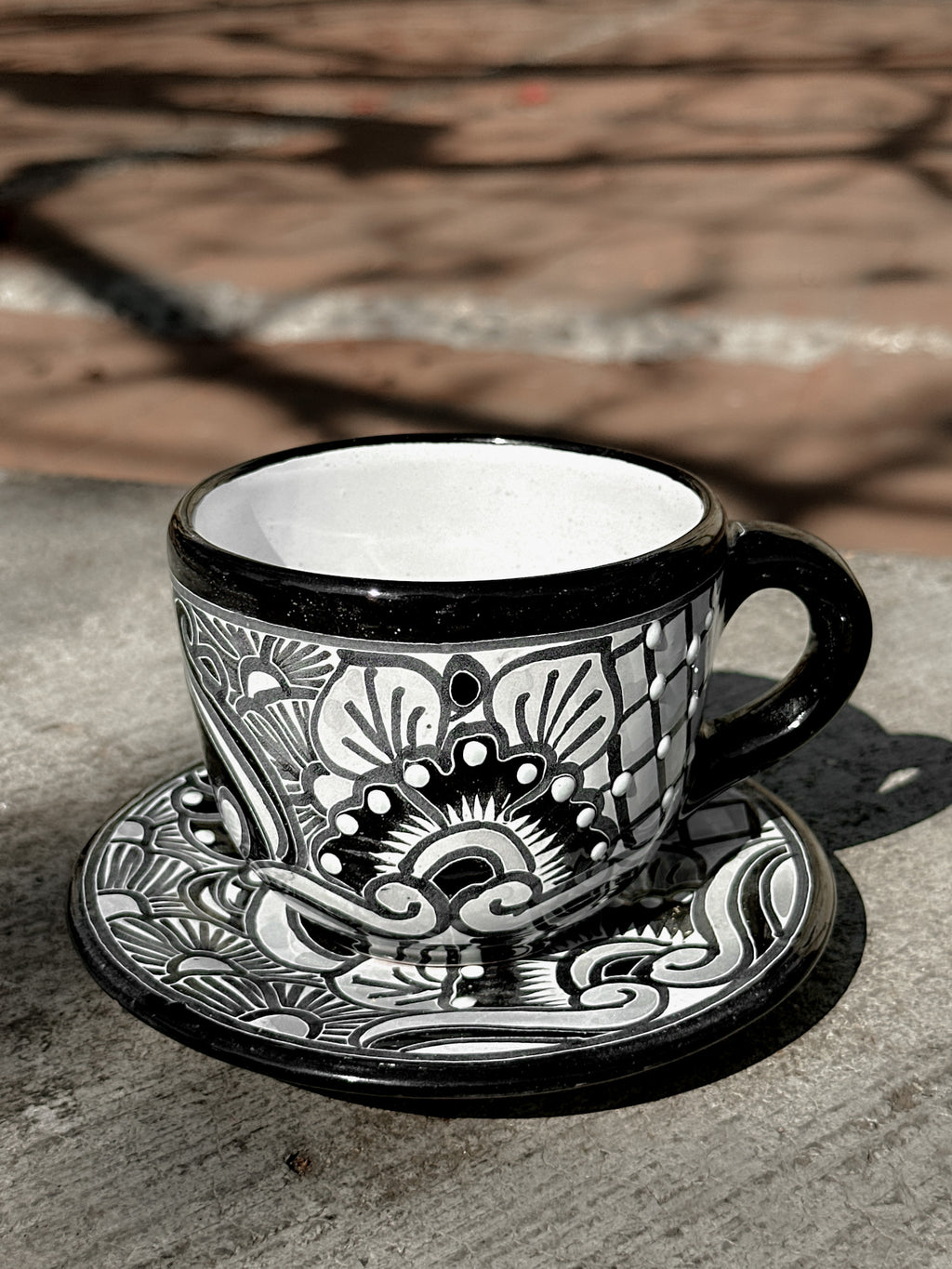 Set de Plato y Taza de Talavera Negra - PREVENTA (6 a 12 SEMANAS)
